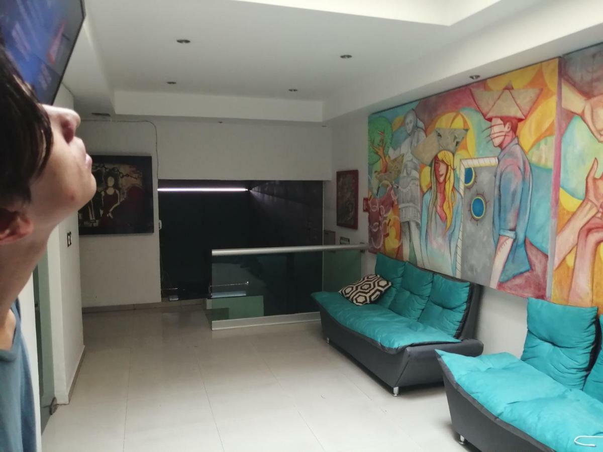 Pule Pule Hostal Boutique กัวดาลาฮารา ภายนอก รูปภาพ