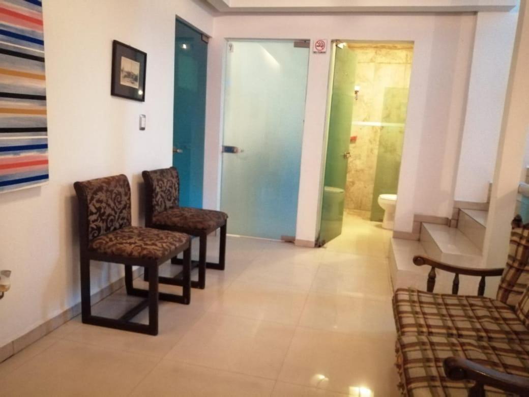 Pule Pule Hostal Boutique กัวดาลาฮารา ภายนอก รูปภาพ